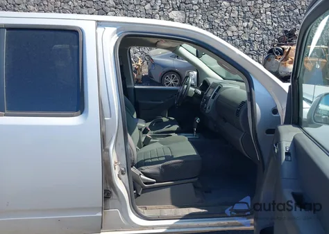 2018 Nissan Frontier Pro-4X z USA, uszkodzony, nr VIN 1N6AD0EVXJN752688